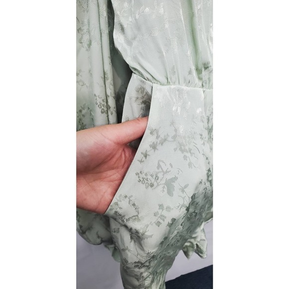 Lovers and Friends Jade Green Romper (NWT) - Picture 7 of 10